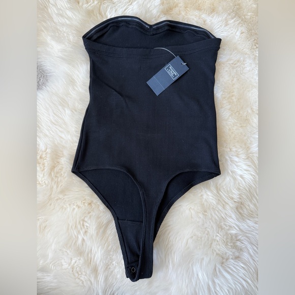Abercrombie & Fitch bodysuit - Picture 3 of 4